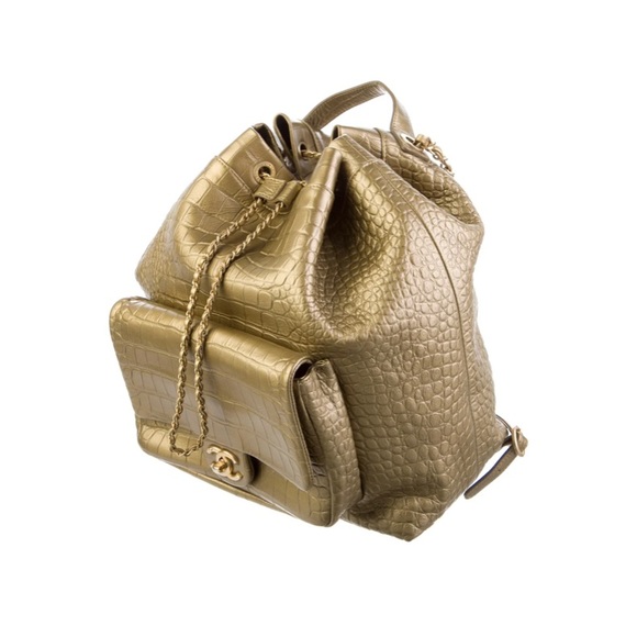 ❌SOLD!!❌ RARE! Chanel Croc Embossed Gold Backpack - Picture 2 of 7